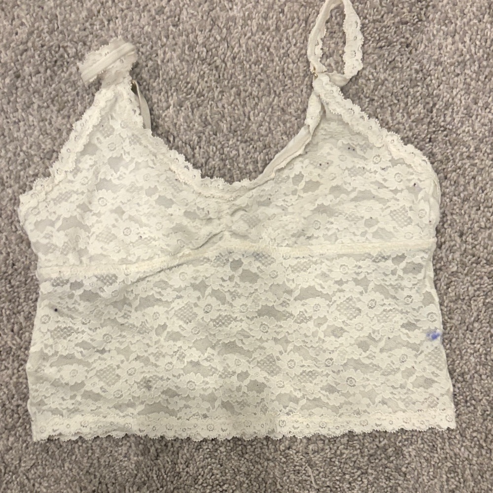 Aeropostale Lace Bandeau in Cream